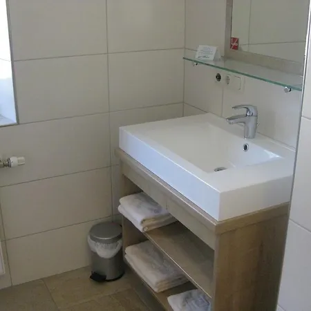 Gasthof Muhr Wirt Z'bierbaum ゲストハウス Gampern