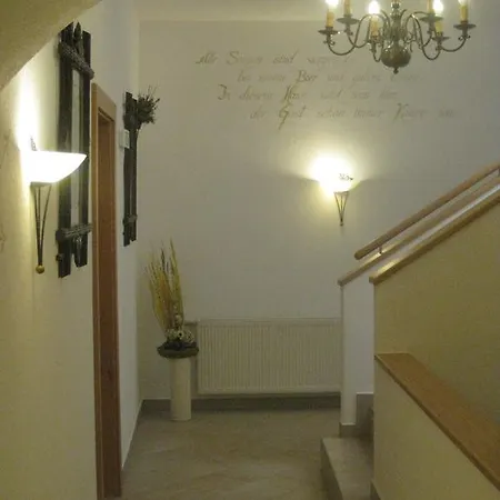 Gasthof Muhr Wirt Z'bierbaum 3*