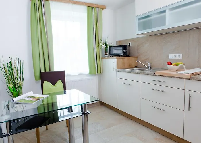 Gasthof Muhr Wirt Z'bierbaum Πανσιόν