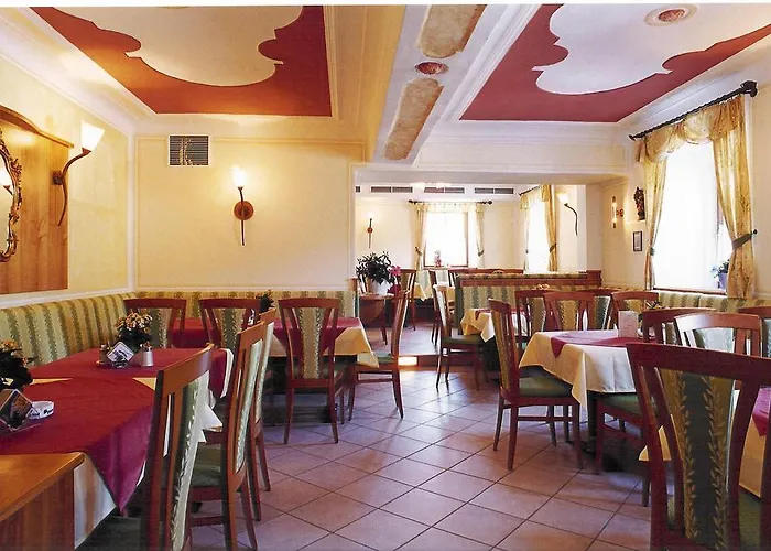 Πανσιόν Gasthof Muhr Wirt Z'bierbaum 3*